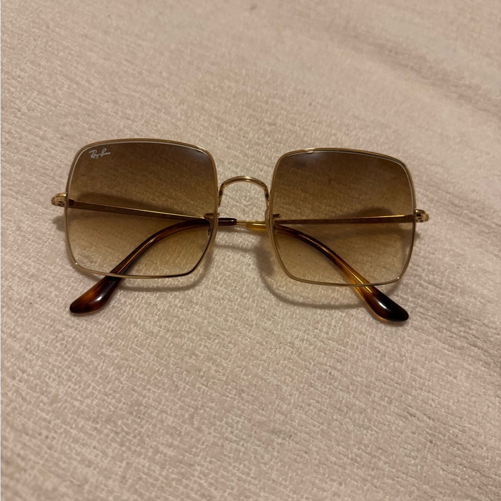 Ray-Ban Gold Frame with Brown Gradient Lenses Sunglasses